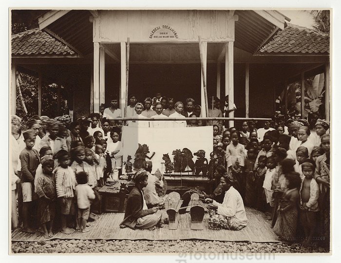 Pertunjukan Wayang Liligong